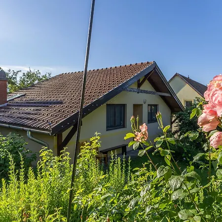 Kismokus Appartement *